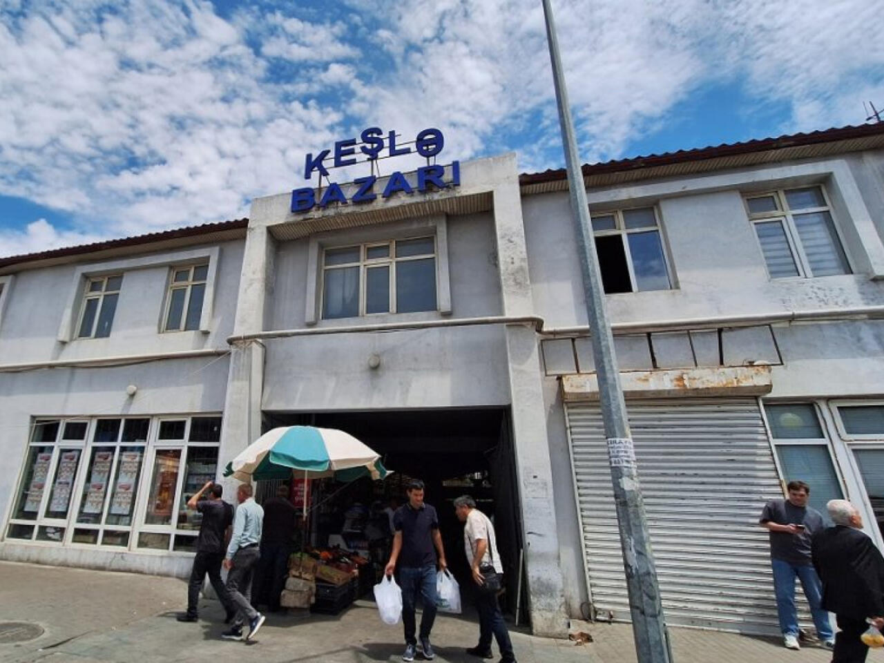 “Keşlə bazarı”nın sökülməsi TƏXİRƏ SALINDI