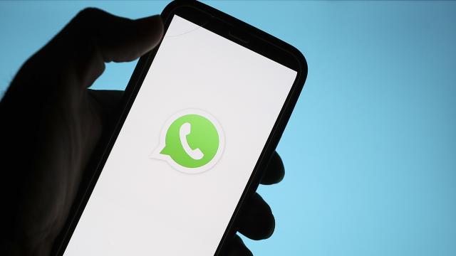 İran "WhatsApp" qadağasını ləğv etdi