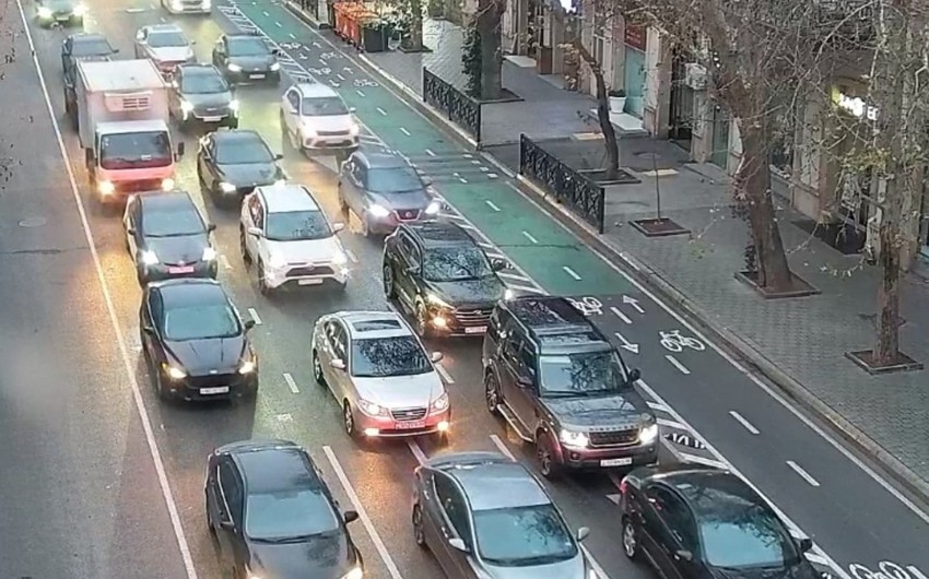 Hazırda bu yollarda tıxac var - SİYAHI