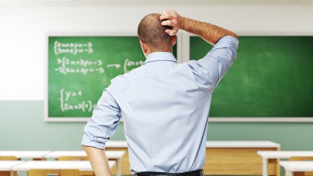 Məktəblərdə yoxlamalar zamanı 70 nəfər işdən çıxarılıb - 130 nəfərə töhmət verilib