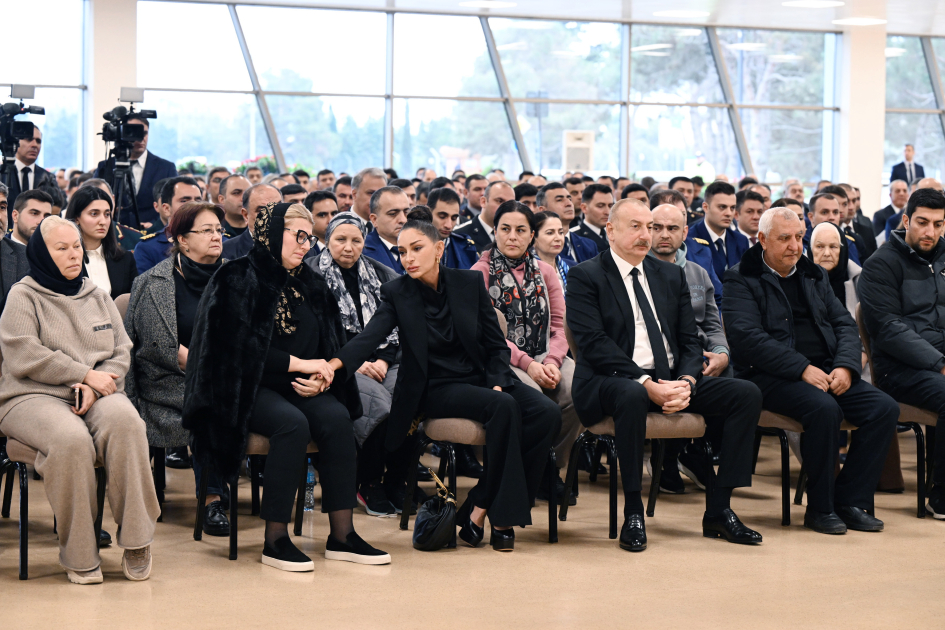 Dar günlərində tək qalmadılar... - FOTOLAR