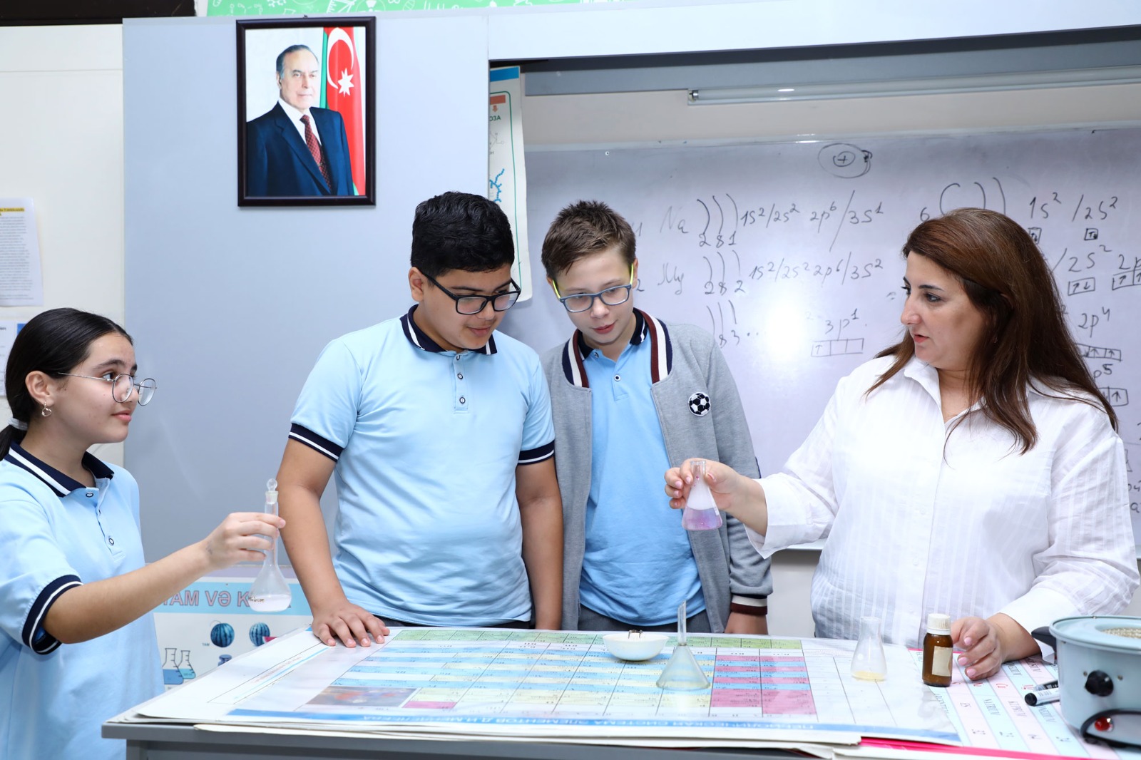 Bakıda 12-ci sinifdə oxuyan şagirdlərin sayı