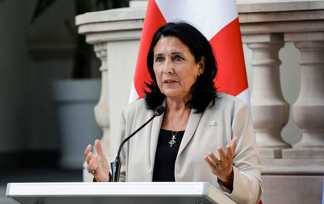 Zurabişvili Trampın andiçməsinə dəvət olunub? - Cavab verildi