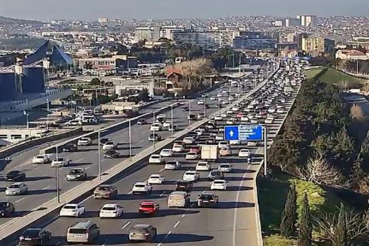 Bakı-Sumqayıt yolunda TIXAC var