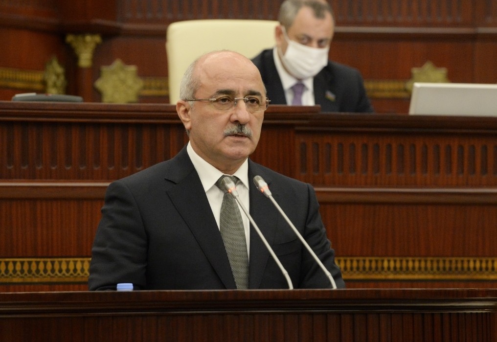 Sabiq nazir müavininə AĞIR İTKİ
