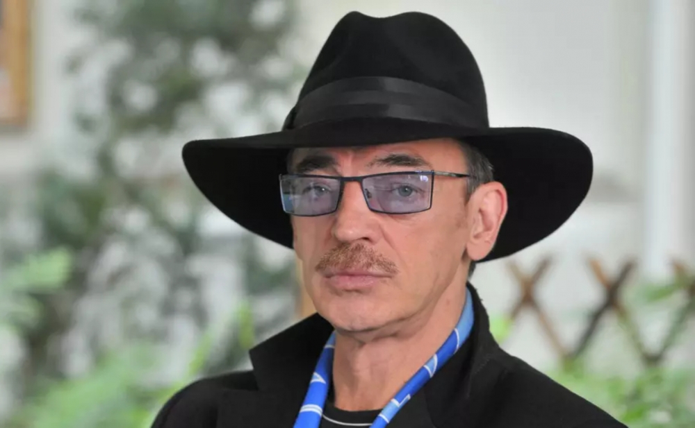 Məşhur aktyor xəstəxanaya yerləşdirilib