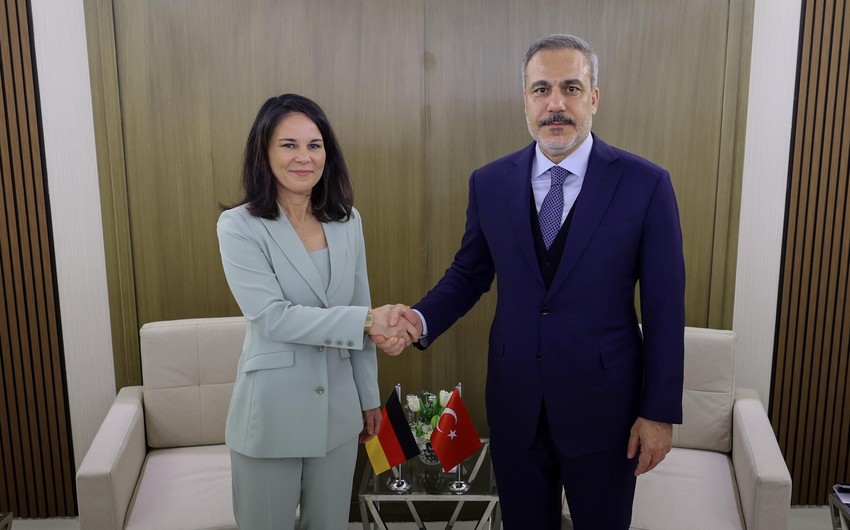 Türkiyə və Almaniya XİN rəhbərləri görüşdü