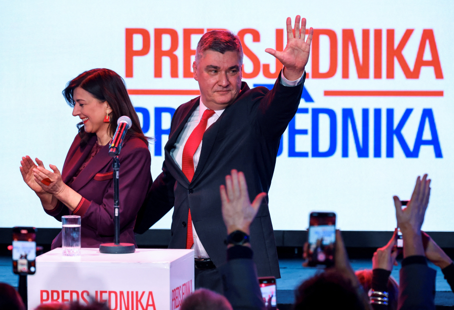 Yenidən prezident SEÇİLDİ