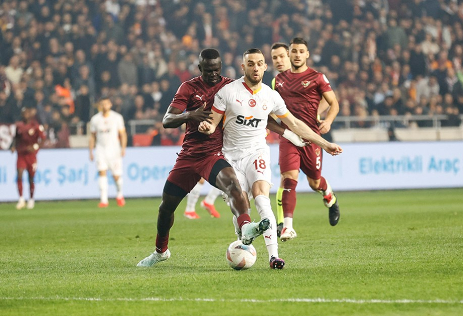 "Qalatasaray" səfərdə xal itirdi