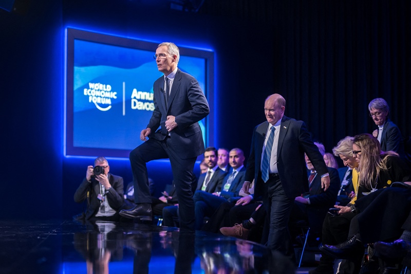 Dünya liderləri Davosa TOPLAŞIRLAR
