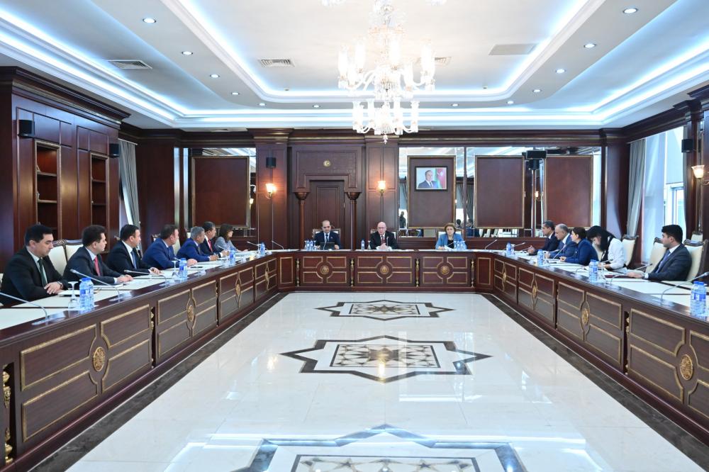 Sabah parlamentin komitəsi TOPLAŞIR