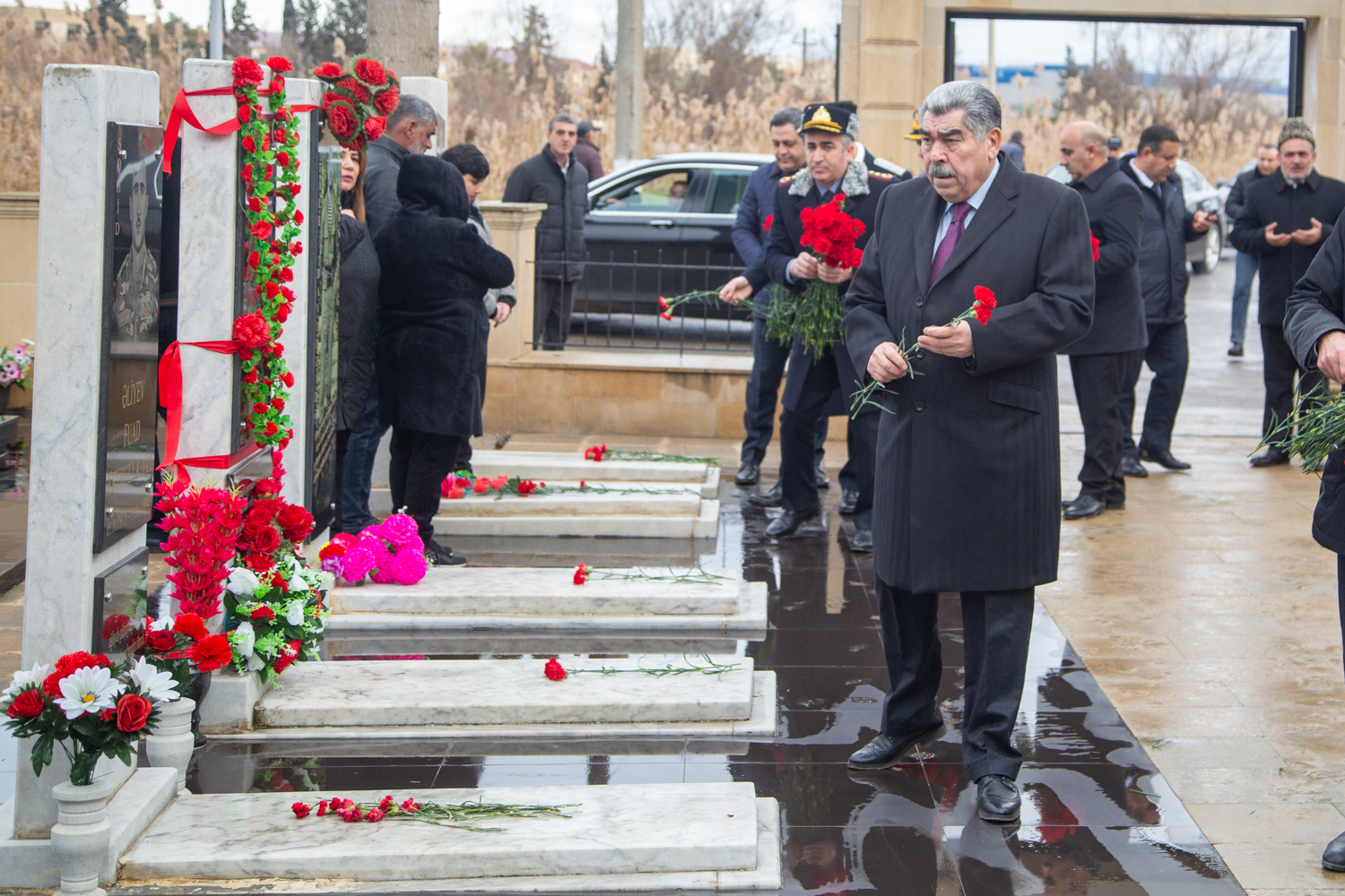 Salyanda 20 Yanvar şəhidlərinin xatirəsi yad edildi - FOTO