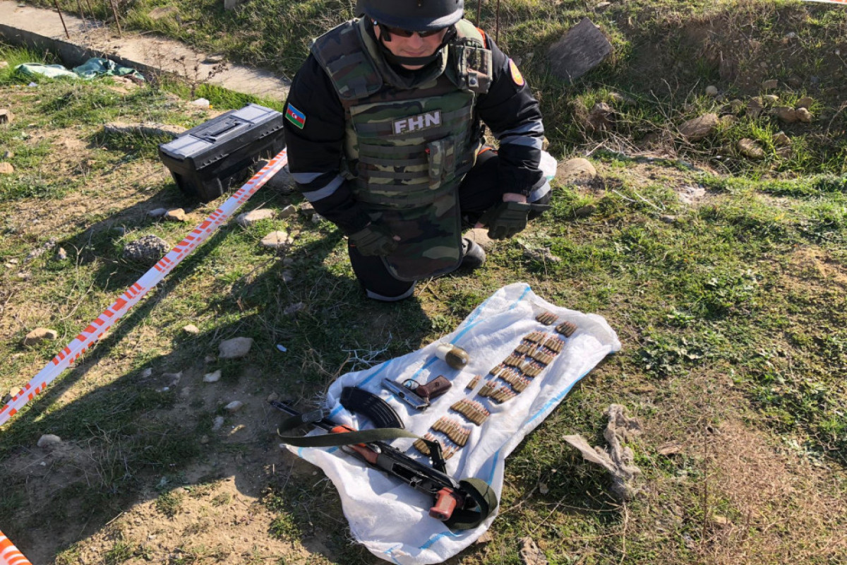 Sarayda silah-sursat aşkarlandı - FOTO