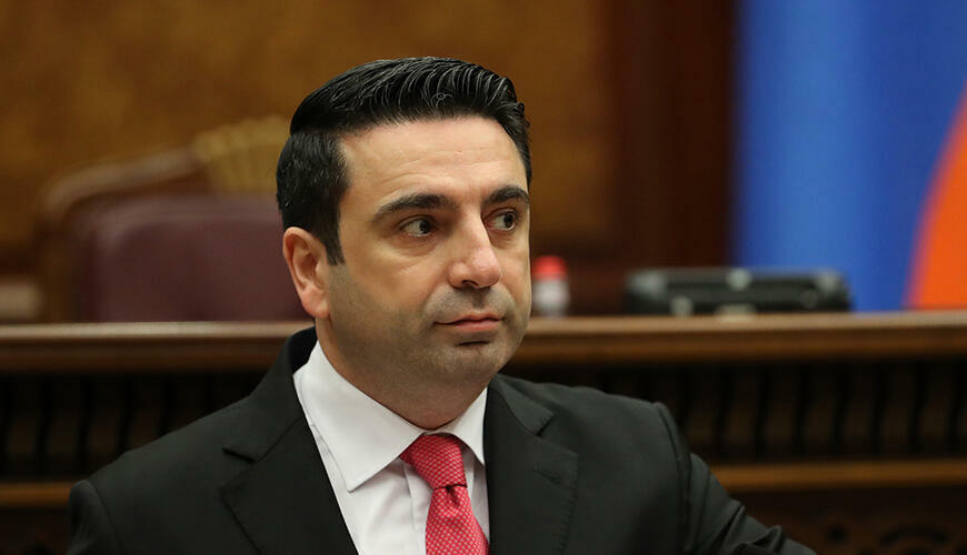 Ermənistan Aİİ-dən çıxmaq niyyətində deyil - Simonyan