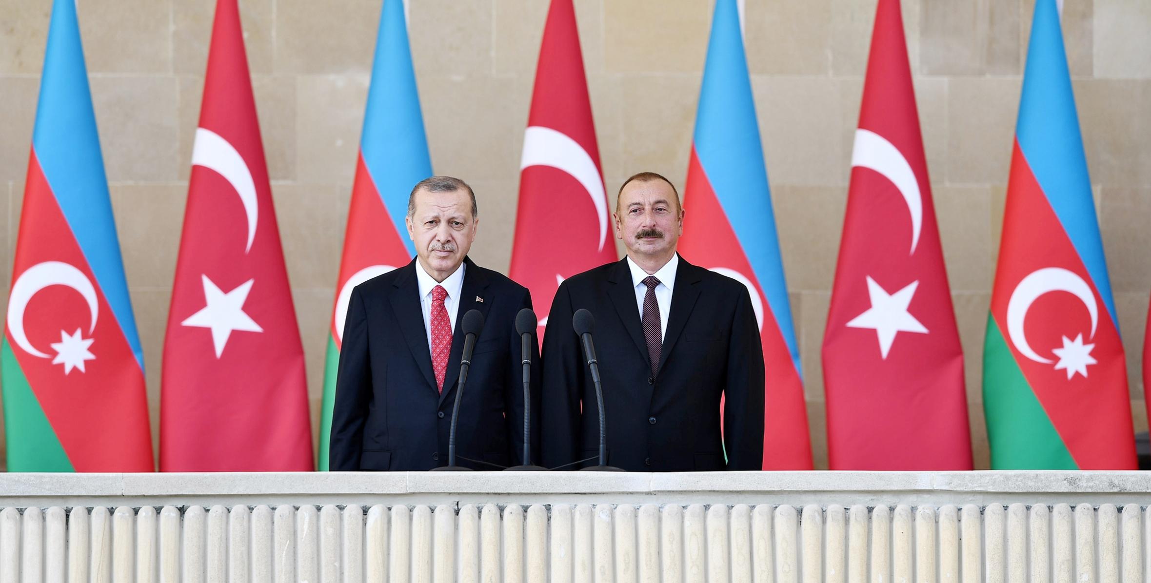 İlham Əliyev Ərdoğana ZƏNG ETDİ
