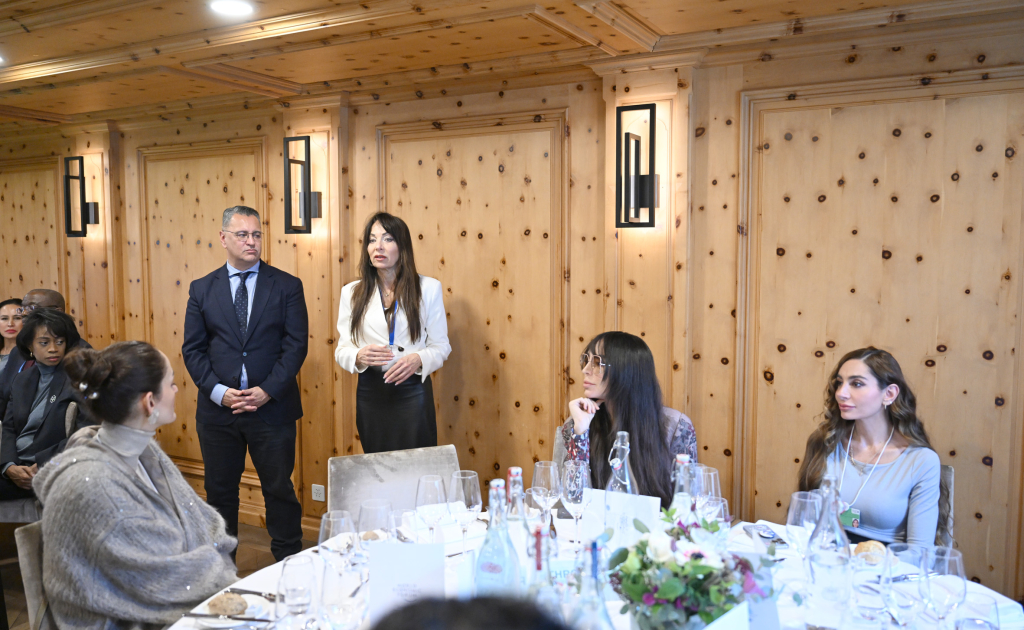 Leyla Əliyeva Davosda - FOTO