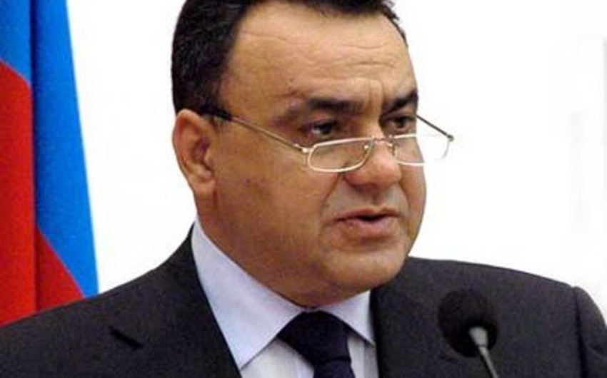 Heydər Babayev HARALARDADI...