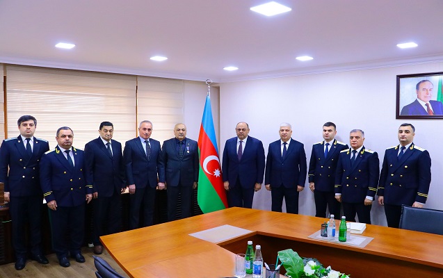 Üç prokurorun fəaliyyətinə xitam verildi - FOTO
