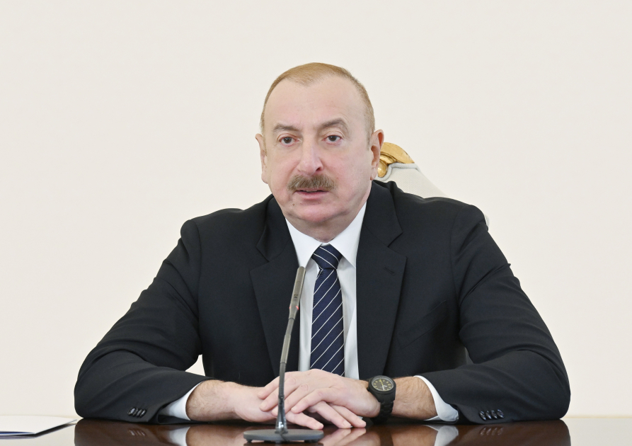 “Əfsuslar olsun ki, tıxacların sayı ildən-ilə artır” - Prezident