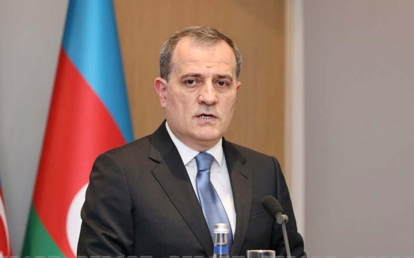 Ceyhun Bayramov Türkiyəyə getdi