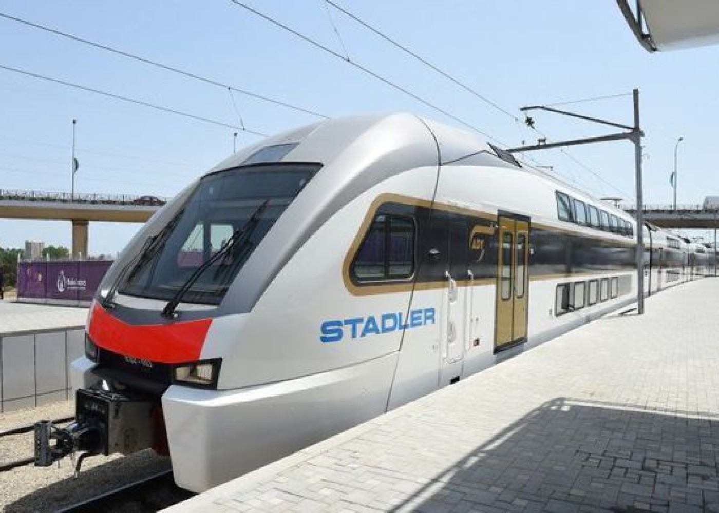 Bakı-Ağstafa qatarından oğurluq edildi