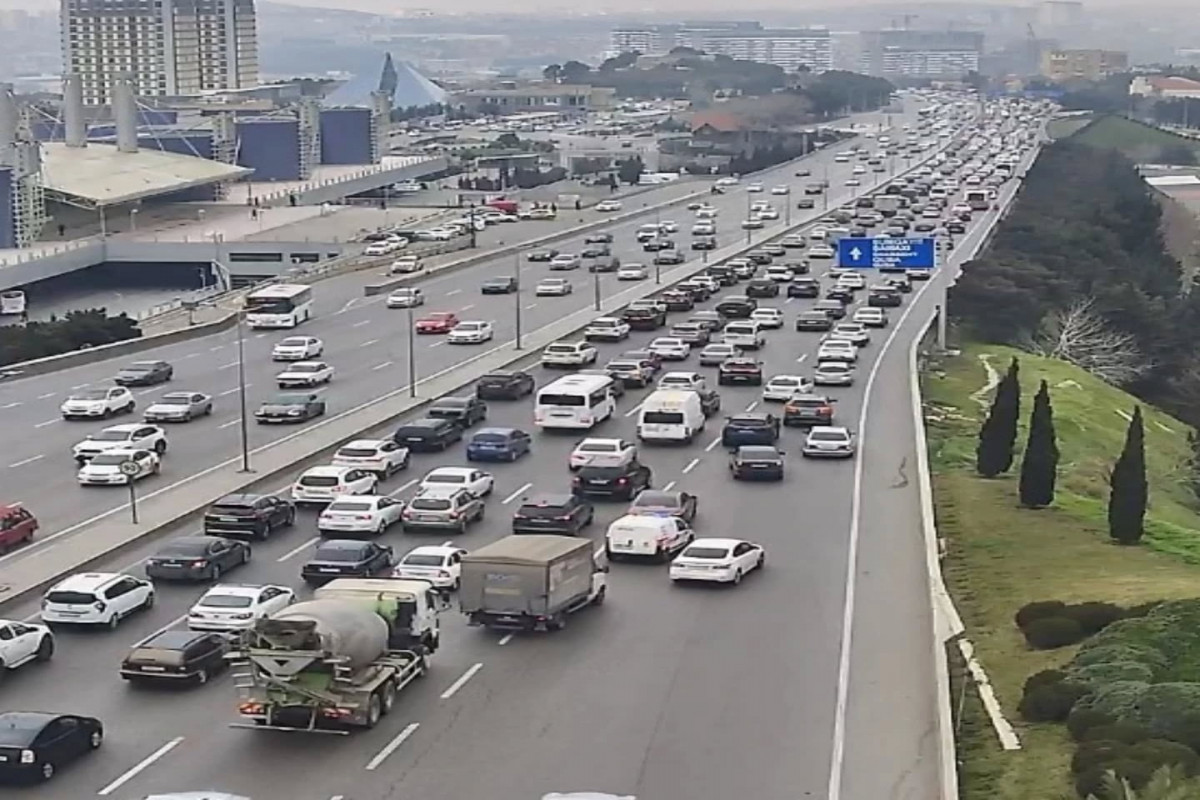 Bakı-Sumqayıt yolunda ağır tıxac - FOTO