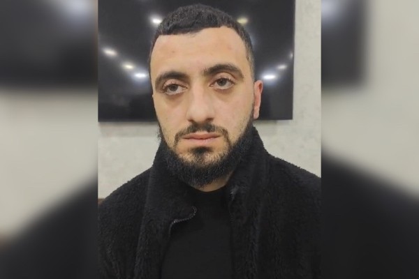 İnsanları ziyarətgahlara aparacağı adı ilə aldadıb, pullarını aldı