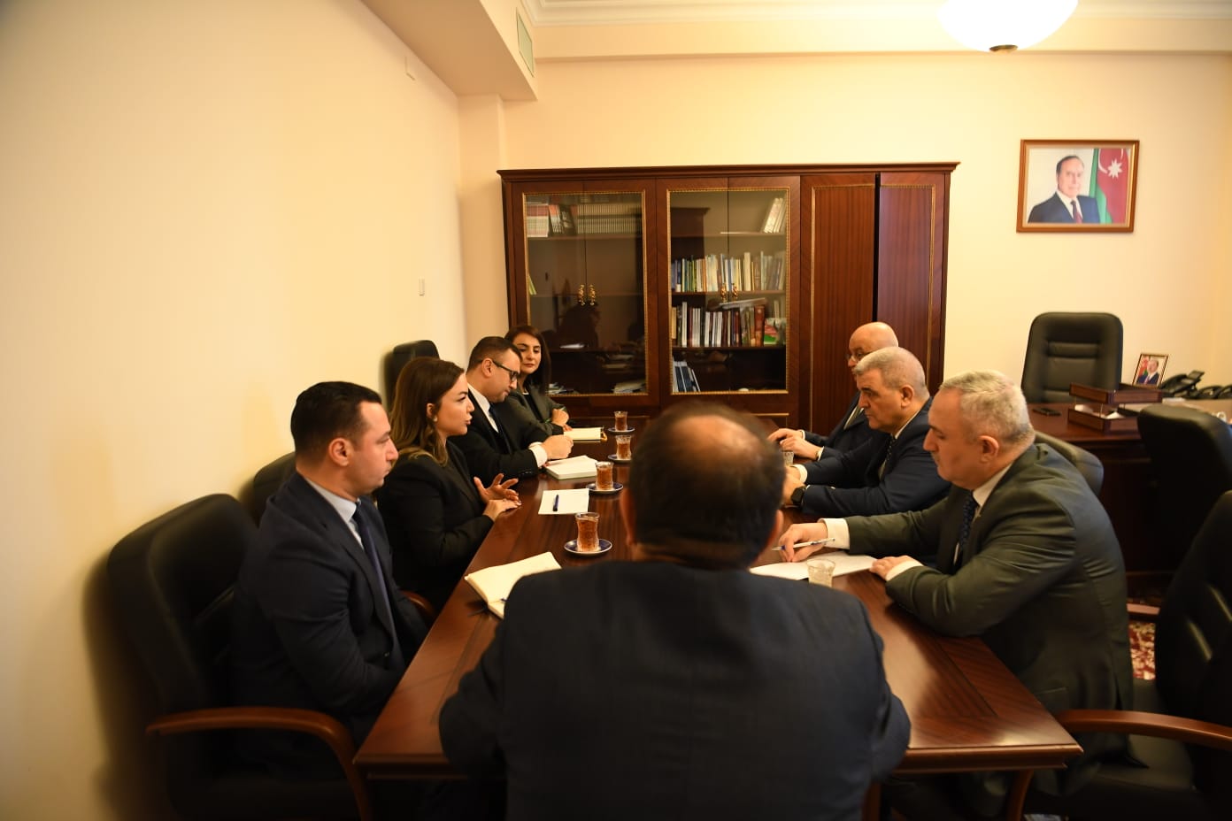 İctimai birliklərlə iş sahəsində yeni çağırışlar müzakirə olundu
