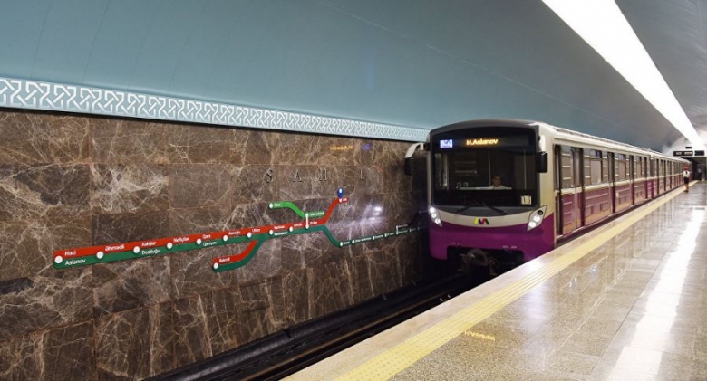 Metroda qatarın kamerasından su axdı - Rəsmi açıqlama