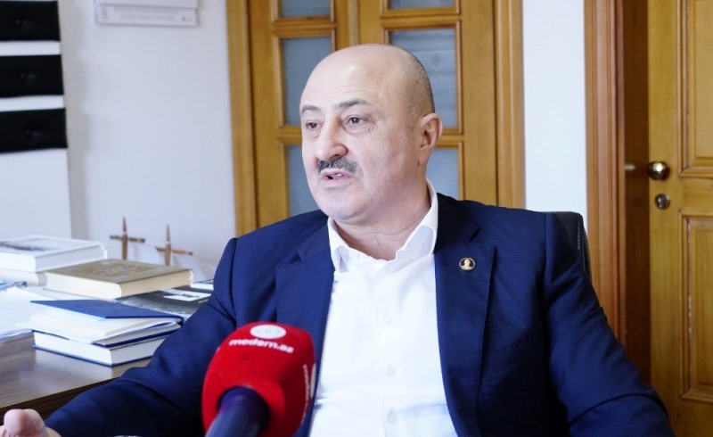 Yaşlı insanlar inciməsinlər, öz yerlərini tədricən gənclərə verməlidirlər - Yeni deputatla MÜSAHİBƏ