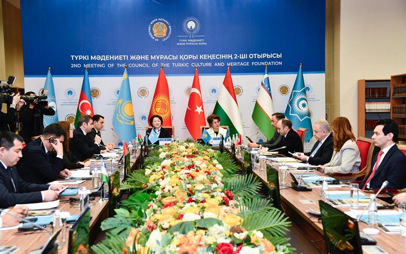 Türk Mədəniyyəti və İrsi Fondunun toplantısında protokol imzalandı