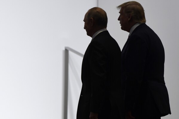 Tramp Putinlə danışdı - NƏYİ MÜZAKİRƏ ETDİLƏR? 