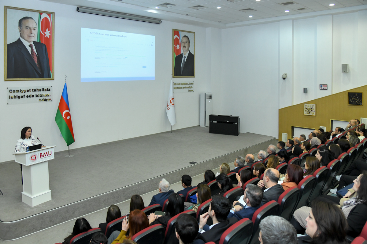 Dövlət Agentliyi BMU-da infosessiya təşkil edib - FOTO