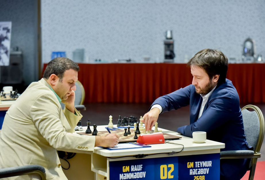 Teymur Rəcəbovun səhhətində problem yarandı - Oyun yarımçıq dayandı