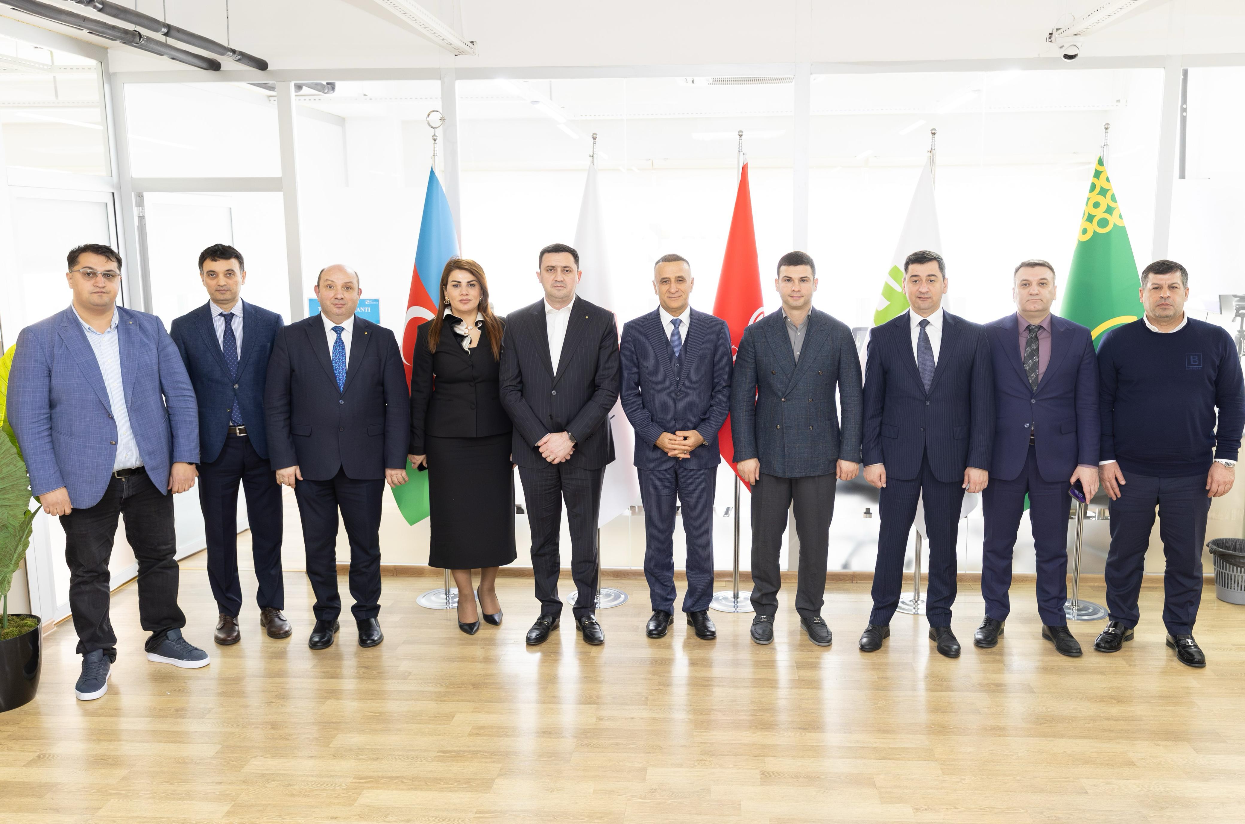 KOBİA nümayəndə heyəti “Veysəloğlu”nun Logistika Mərkəzində - FOTOLAR