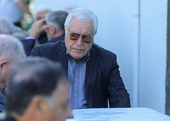 İlyas İsmayılovun vəsiyyəti: "Oğlumun yanında dəfn edin"