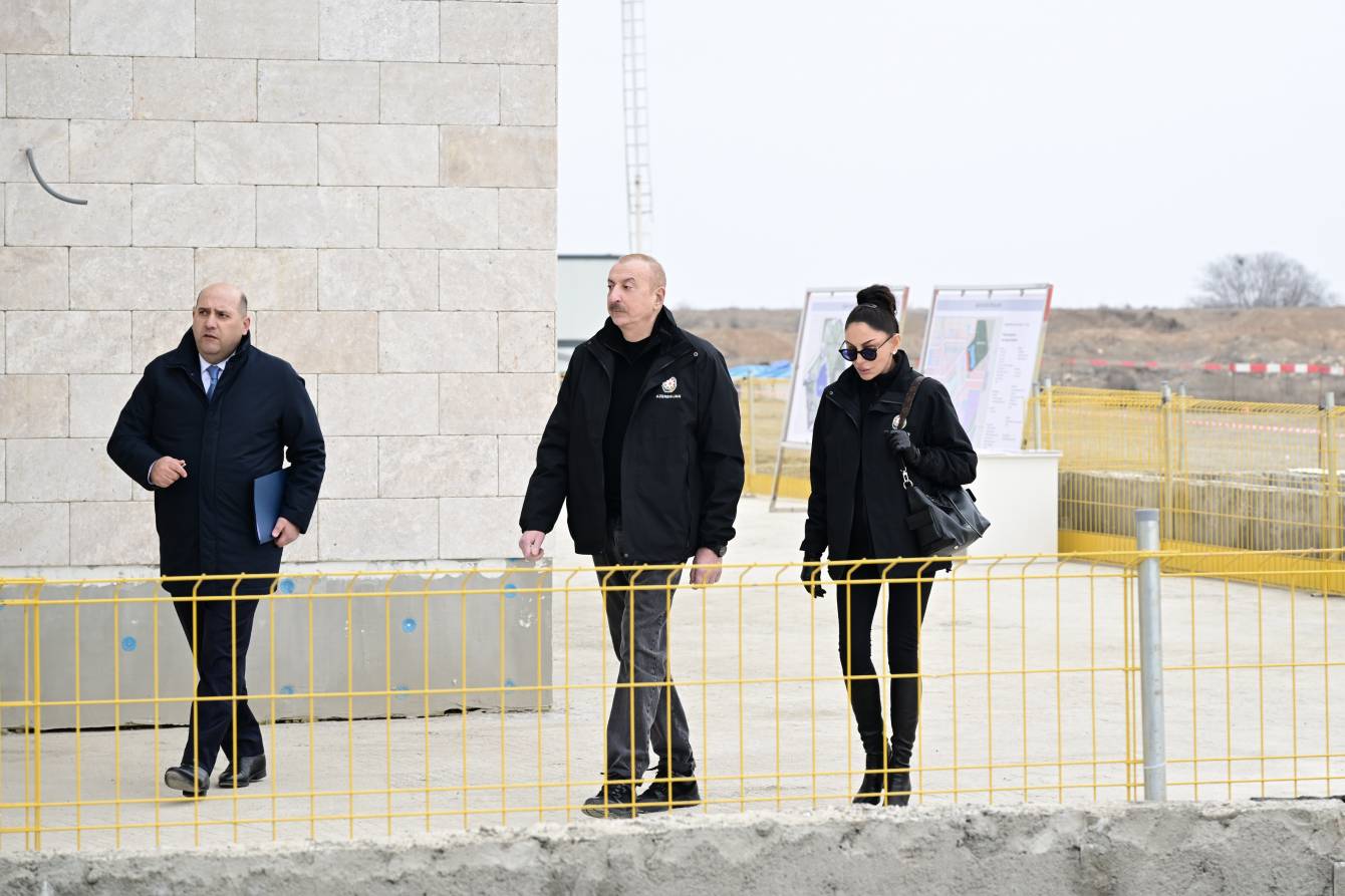 İlham Əliyev birinci xanımla Ağdamda