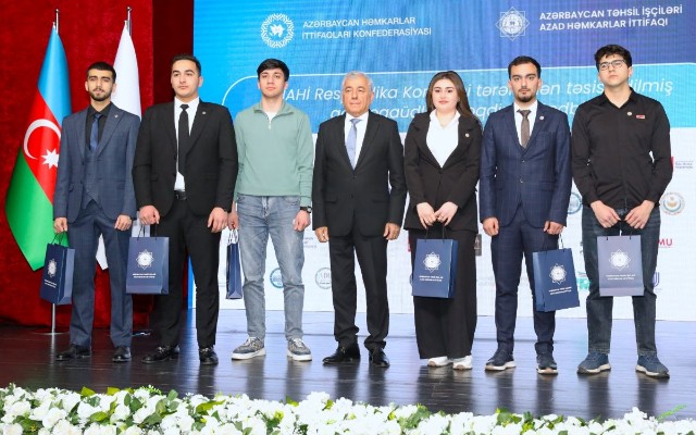 BMU tələbələrinə adlı təqaüd verildi - FOTOLAR