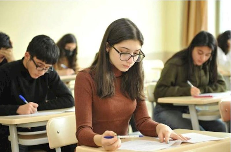 Kollecdə oxumaq istəyənlərin NƏZƏRİNƏ!