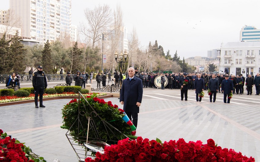 DTX əməkdaşları “Ana harayı” abidəsini ziyarət ediblər - FOTO