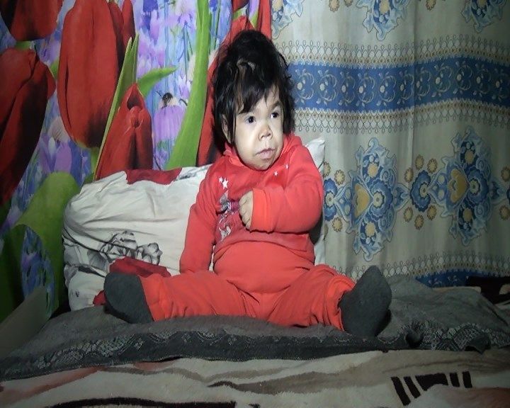 4-5 yaşlı uşaq boyunda olan gəncin müavinəti niyə kəsilib?