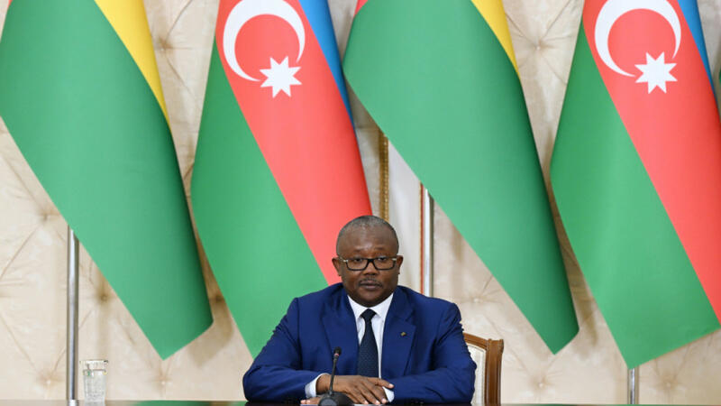 Qvineya Prezidenti Heydər Əliyevin məzarını ziyarət edib