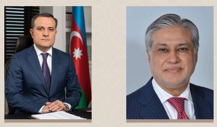 Ceyhun Bayramov Pakistanın XİN başçısı ilə müzakirə apardı
