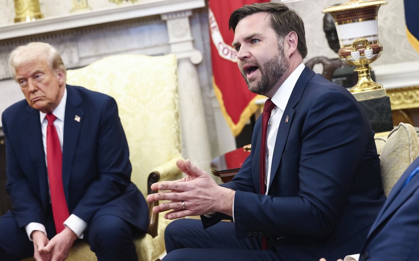 Zelenski ilə görüşdən sonra Tramp: Venslə fəxr edirəm!