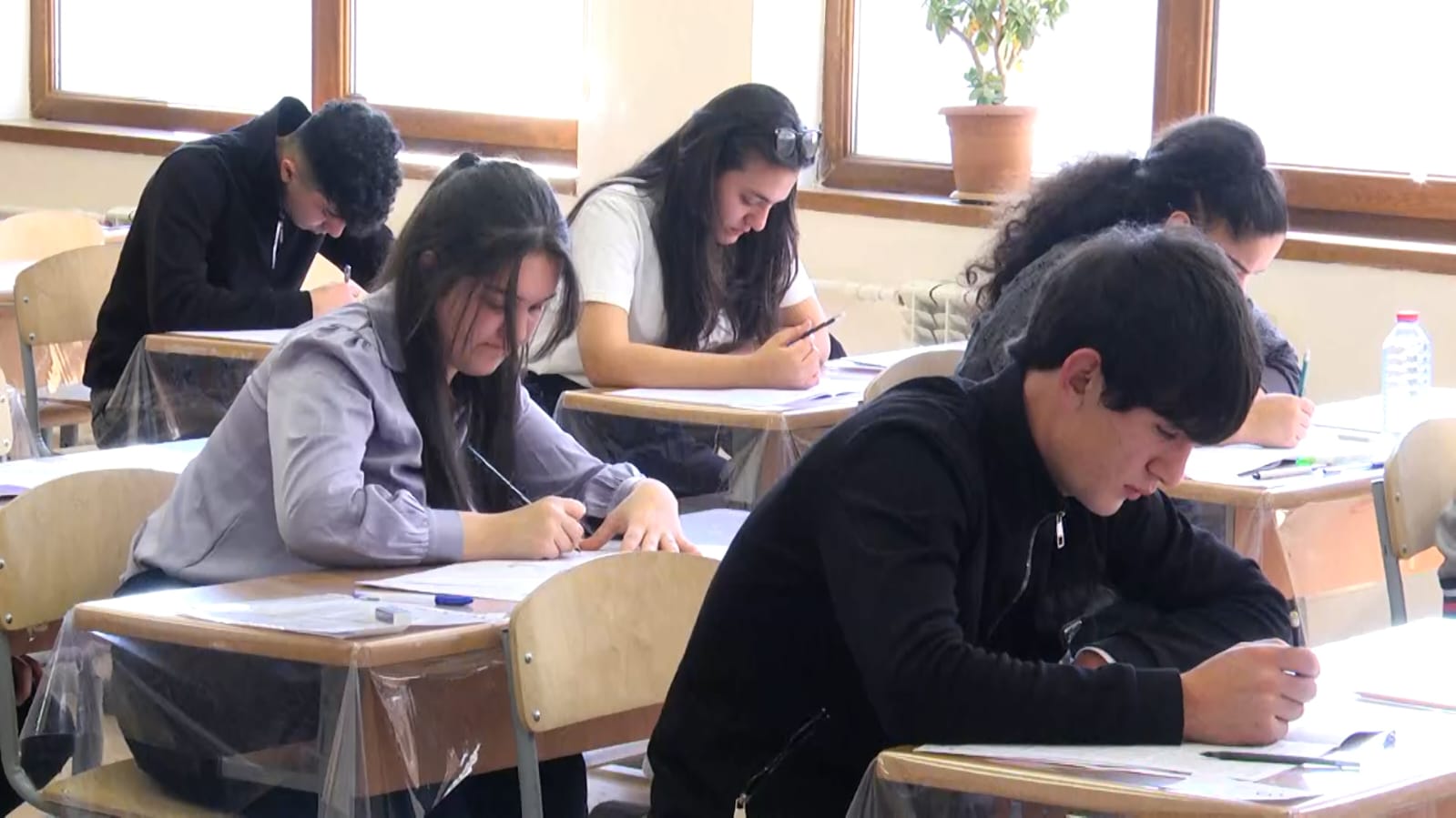 Xankəndi, Ağdərə və Xocalıda buraxılış imtahanları - FOTOLAR 