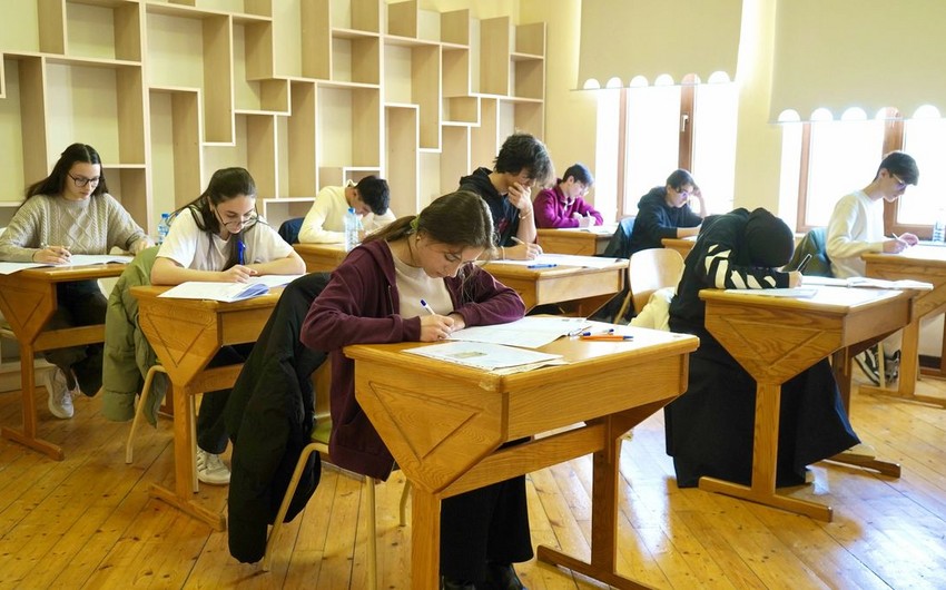 Yeddi şagird imtahandan XARİC EDİLDİ