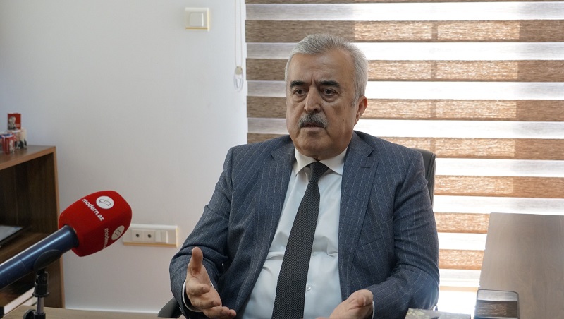 Siyasətdə qalmağım təhlükə yaradırdı - Etibar Məmmədovla MÜSAHİBƏ