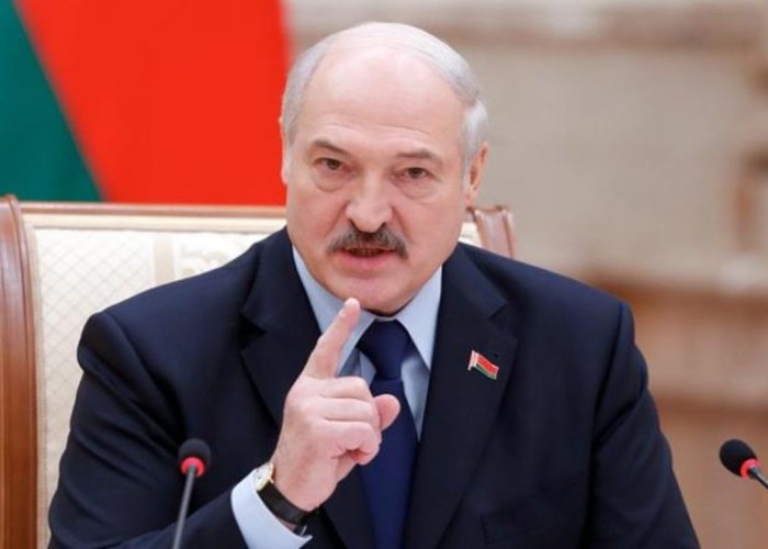 Trampa deyin ki, onu Putin və Zelenski ilə birlikdə gözləyirəm! - Lukaşenko