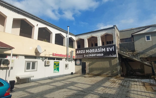 Sumqayıtda mərasim evinin fəaliyyəti dayandırıldı - VİDEO