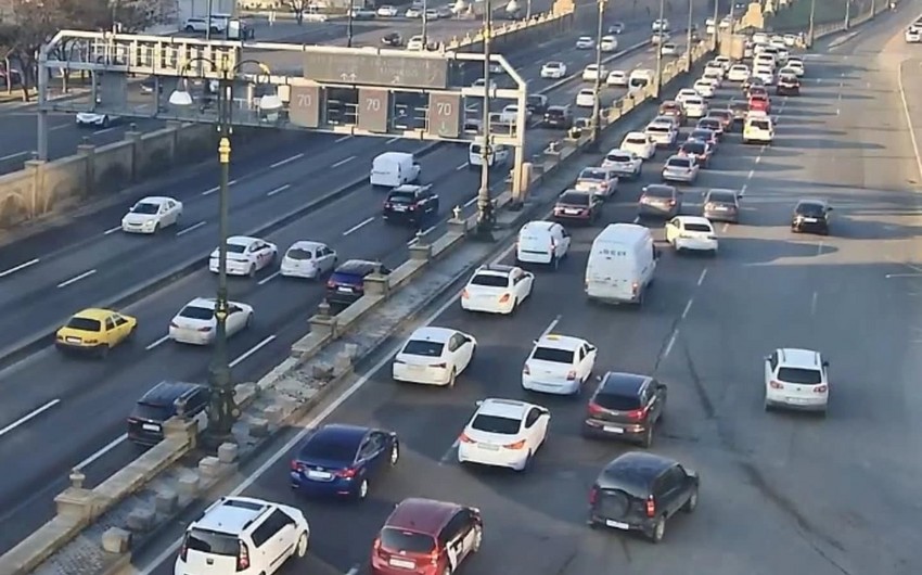 Hazırda tıxac olan yolların SİYAHISI